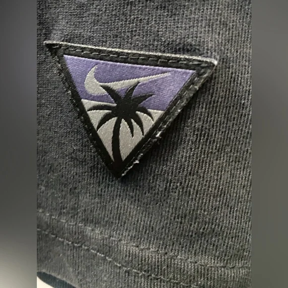 Nike Black Short-Sleeve Tee with Palm Logo - Picture 3 of 5